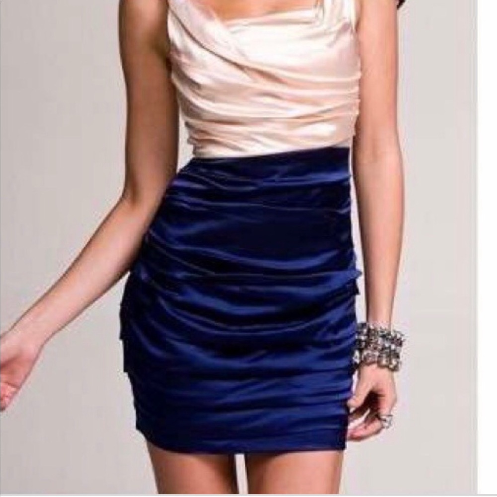 Express Ruched Party Dress🎉 Size 4